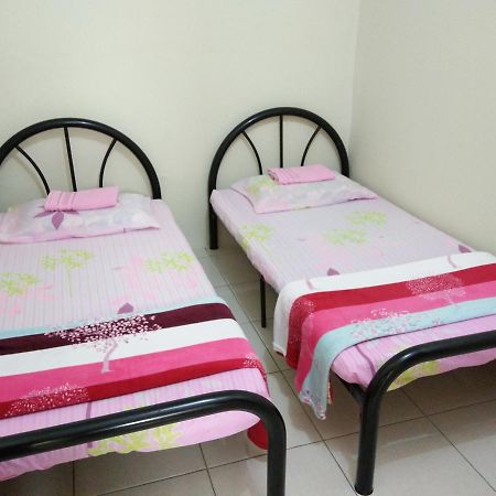 Sarinas Homestay 仙本那 外观 照片