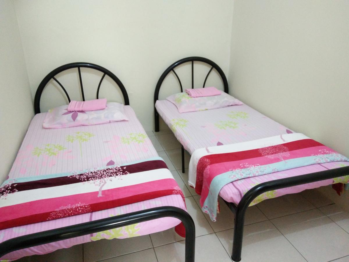 Sarinas Homestay 仙本那 外观 照片